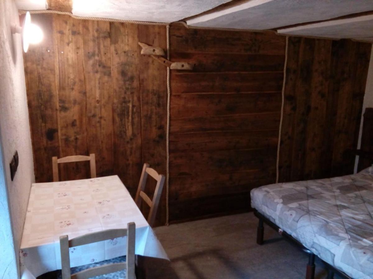 Agri-B&B Lou Col Canosio Екстер'єр фото